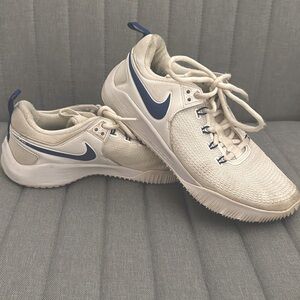 Nike Volleyball Shoes!! 🏐